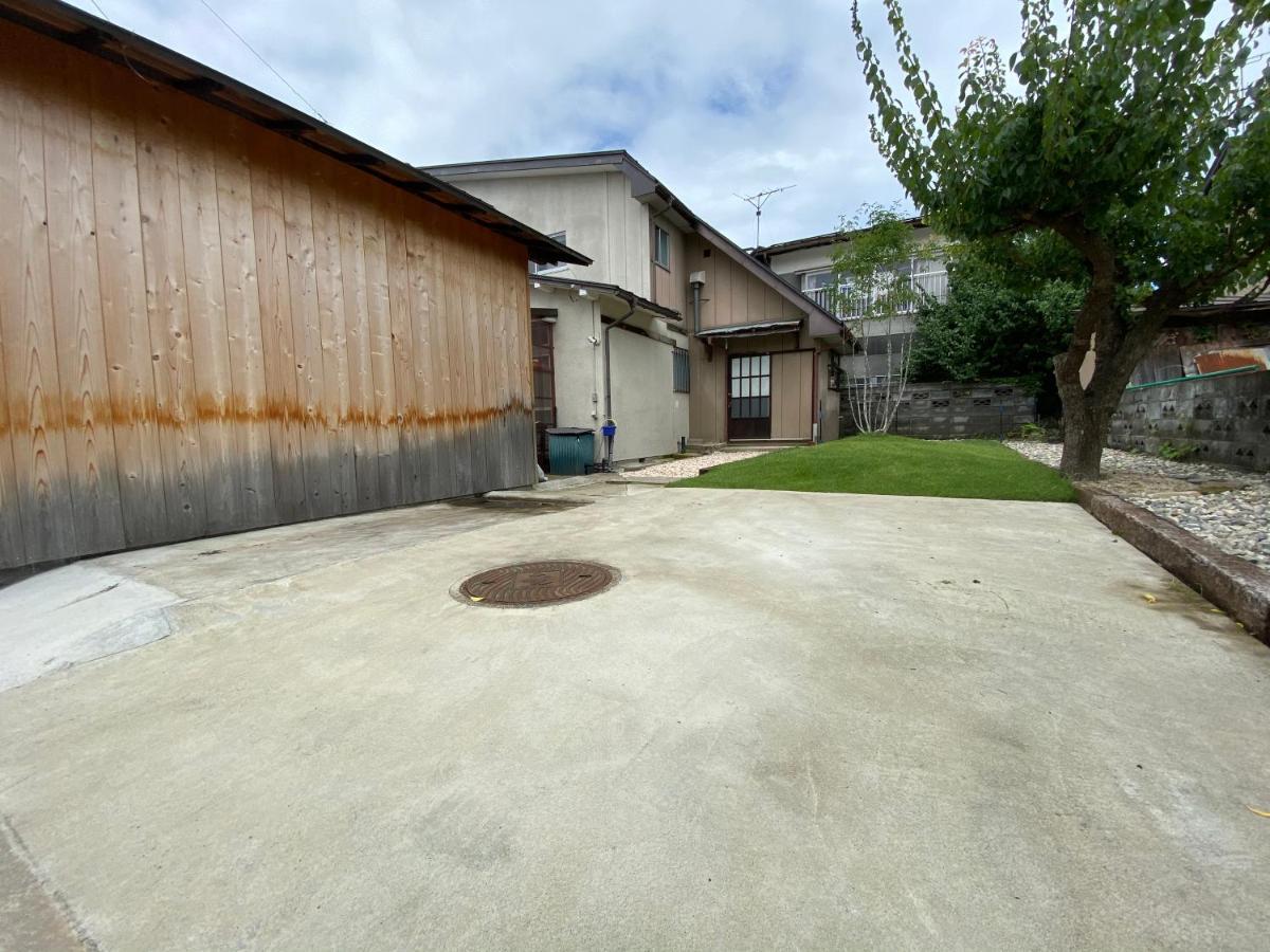 Mooi Guesthouse 日新町 Aizuwakamatsu Dış mekan fotoğraf